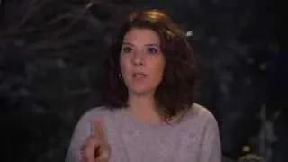 Love The Coopers: Marisa Tomei "Emma" Behind-the-Scenes Interview | ScreenSlam