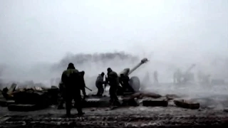 Гаубицы ополчения на передовой выжигают позиции укропов. Ополчение Новороссии.