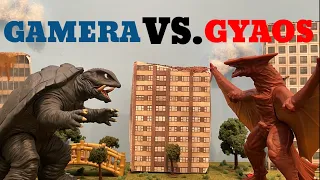 GAMERA vs. GYAOS (Stop motion animation)