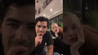 Joe Jonas goes live on TikTok with Sophie Turner! (August 10, 2022)