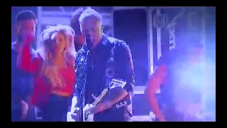 James Hetfield Gets Pissed Off During Metallica Show With Lady Gaga