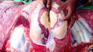 Amazing fastest workers meat cutting skills, Beef cutting skills in Bangladesh, How to make cow meat