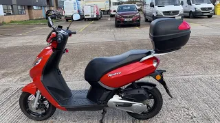 PEUGEOT KISBEE KISBEE 50CC 4T TWIST AND GO ONLY 90KG IDEAL FOR CAMPER VAN.