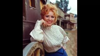 Gunsmoke's AMANDA BLAKE (Miss Kitty) receives special "surprise" award from PAWS (1988)*