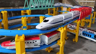 11 Shinkansen Japan's Plarail☆Two Round and Round & Iron Bridge Courses