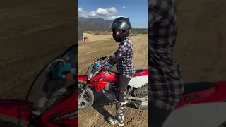 First time doing a wheelie - Crash save - Learning to Ride ep1