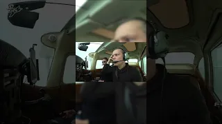 Влетели в облака, а там... Опасный полёт на Cessna 182 #shorts