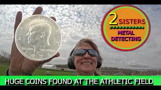 HUGE COINS found Metal Detecting at the Athletic Field #metaldetecting