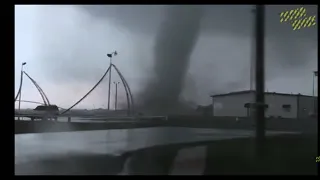 20 the epic tornadoes Caught on Camera