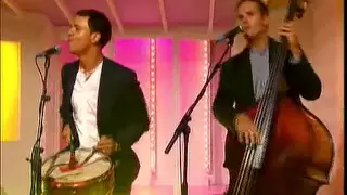 The Gypsy Queens - L'Americano (Live on ITV 'This Morning')