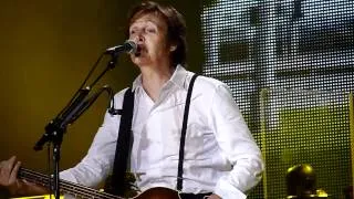 Paul McCartney - Yellow Submarine [Live at Ahoy, Rotterdam - 24-03-2012]
