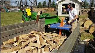 Splitting White Oak on the Ultra with JD 2025R log lift!