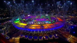 London 2012 Paralympic Closing Ceremony (Flame, Coldplay and Thames Fireworks)