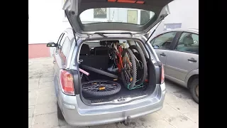 Two bicycle in a station wagon and 3 free seats?  (Opel Astra H Caravan)