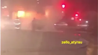 Автобус сгорел после ДТП в Атырау