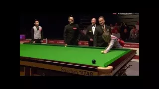 Ronnie O'Sullivan hits peak Ronnie O'Sullivan as he lets fan take shot for him | Snooker Ronnie O's