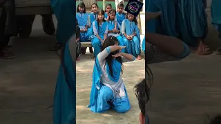 Diwani mai diwani❤️ part -1🤗Beautiful Dance performance👌School girl👌Miss Nashrima parbin💞 viral vid