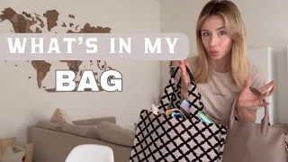 Cosa c’è nella mia borsa da mamma?! 👩🏼 👜  / Natalia Liebrati