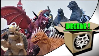 Assorted Godzilla Store Bandai Vinyls UNBOXING! (first video of 2023!)