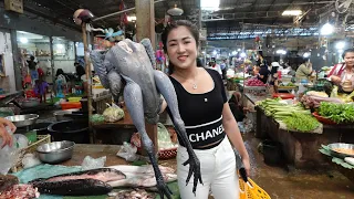 Market show, Buy black chicken to cook with pickled mustard green / Black chicken cooking