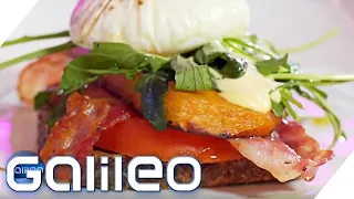 Das Süßkartoffel-Duell: Wer schafft sie schneller mit Eggs Benedict | Galileo | ProSieben