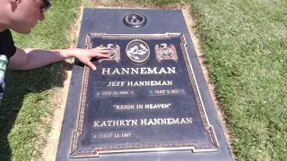 Visit To Jeff Hanneman's Grave (Full)  06- 2017 (With Subtitles)