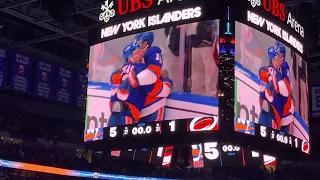 New York Islanders win horn at UBS Arena