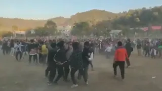 Sugnu LAGSA kichai nia lasaho le Rock Dance bol ho.