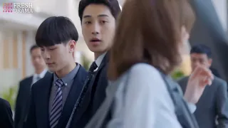 【Full Movie】Rushing to work, the new girl bumped into the CEO who loved her at first sight!