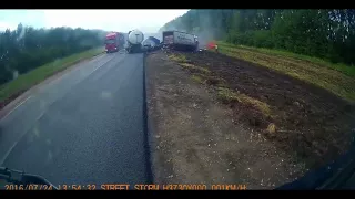 ►Truck Crash Compilation/ Beste Lkw Unfälle Russland