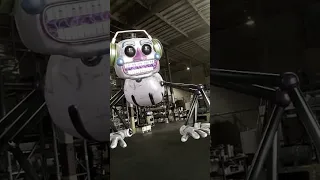 Five Nights at Freddy's Security Breach - DJ Music Man in Real Life