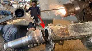 How to Repairing Broken Heavy Truck Rear Wheel Axle Hosing Spindle With Amazing Skill
