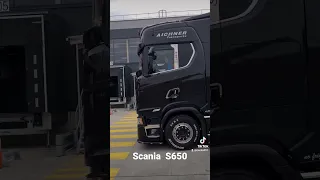 Scania S650 V8