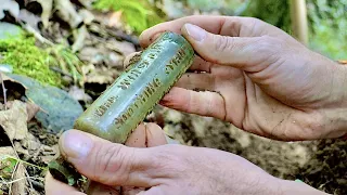 This stuff was known as the baby killer ! Digging up 1800s relics & bottles