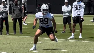 BROCK BOWERS DISPLAYS GREAT BURST AFTER CATCH IN FIRST RAIDERS PRACTICE; YAC BEAST