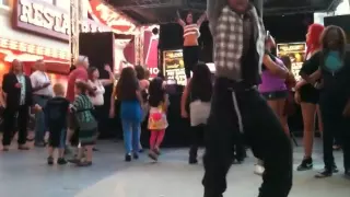 FIK-SHUN ON FREEMONT STREET LAS VEGAS PART 1