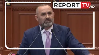 Manja: Doni ta ktheni Shqipërinë në 'arrest shtëpie, me ato bluza mbroni monumentin e korrupsionit