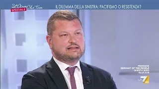 Ucraina, l'attacco di Vauro: "Mattarella non è più il garante della Costituzione!". E una ...