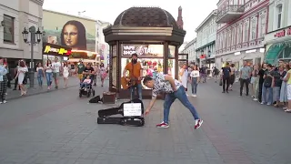 Уличные музыканты на Баумана