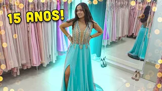 PROVANDO VESTIDOS PARA A MINHA FESTA DE 15 ANOS - JULIANA BALTAR