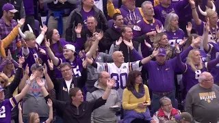 Navy SEAL Robert J. O'Neill Sounds Gjallarhorn, Leads Skol Chant