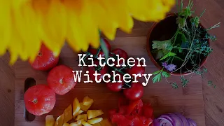 KITCHEN WITCH HACKS | the basics of kitchen witchcraft | what is kitchen witchery