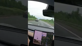 Cheapest Tesla vs Audi S8 on German autobahn!