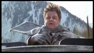 Fantozzi sulla neve a Courmayeur con la signorina Silvani e Calboni