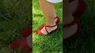 Girl's Problem When Walking On Grass In Heels 👠🤦🏻‍♀️ || #SHORTS