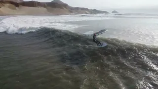 Wing camp in chicama  -pron  foil towing  the morning and wing foil chicama  in the afteroon