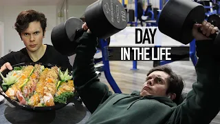 A Day In My Life VLOG | CHEST & BACK Workout + Epic Sushi Meal