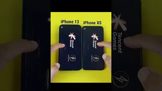 iPhone 13 vs iPhone XS PUBG TEST - A15 Bionic vs A12 BGMI TEST #PubgTest #Shorts