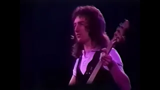 Bohemian Rhapsody - Queen Live in Earls Court 6/6/1977 [Definitive Version]