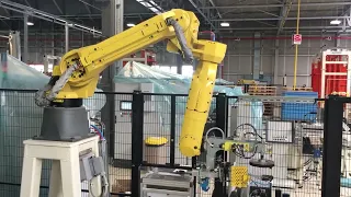 EMS Glass - TRACY - Robotic Labeler